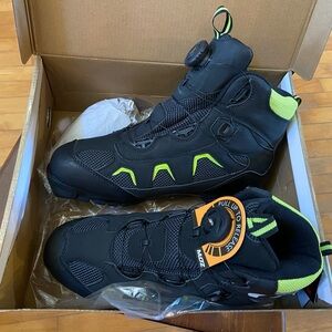 NWT Whitewoods Unisex Adult 802 XC Cross Country Ski Boots